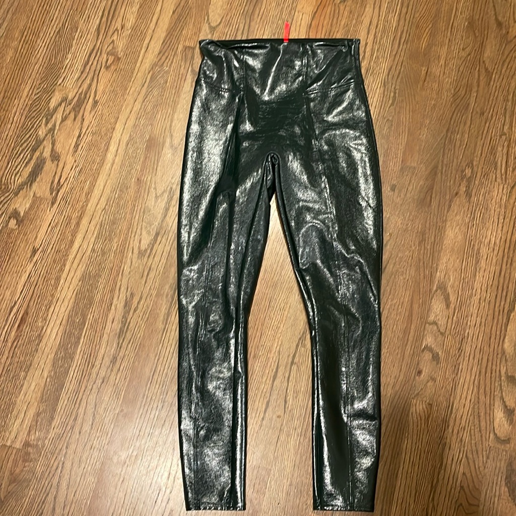 Spanx Medium Green Faux Patent Leather Leggings
